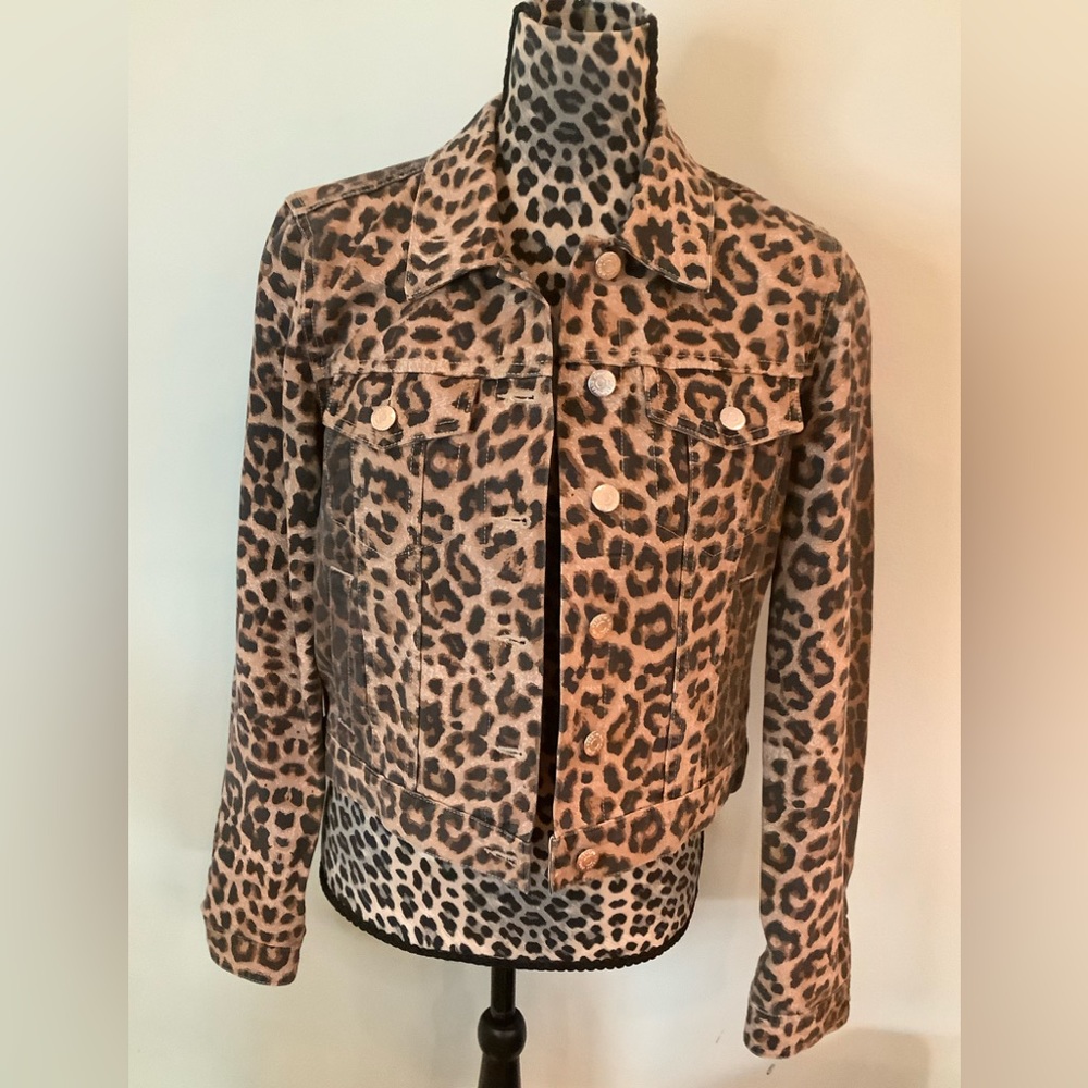Veronica Beard Leopard Demi. Jacket. Size M.